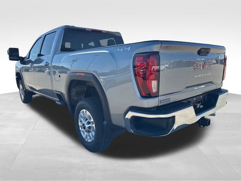 New 2025 GMC Sierra 2500 SLE w/ SLE Value Package; image 13