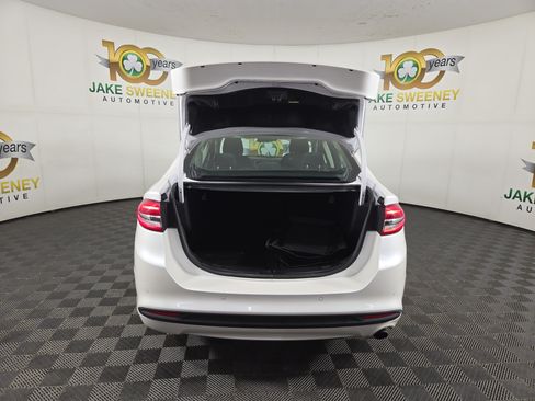 Used 2018 Ford Fusion SE w/ Fusion SE Technology Package FWD image 31