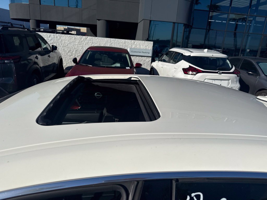 Used 2017 Maserati Ghibli RWD image 24