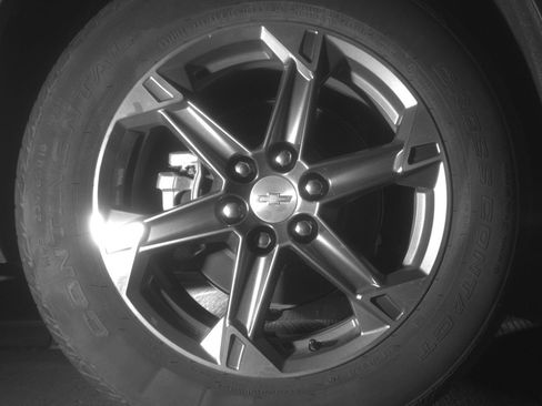 Used 2025 Chevrolet Blazer LT FWD image 15