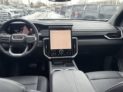 Used 2024 GMC Acadia Elevation w/ Black Edition image 21