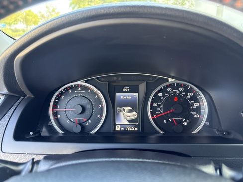 Used 2015 Toyota Camry XSE FWD image 21