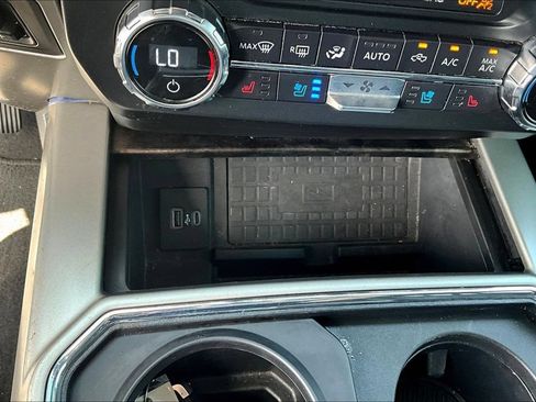Used 2022 Ford F250 Lariat w/ Tremor Off-Road Package AWD/4WD image 25