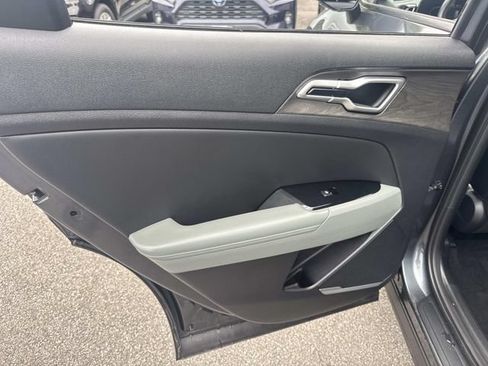 Used 2023 Kia Sportage X-Line w/ X-Line Premium Package AWD/4WD image 19