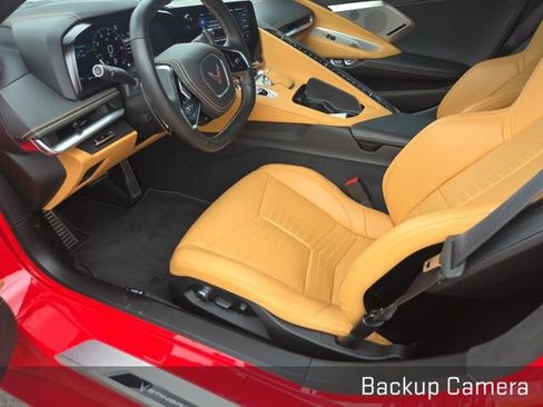 Used 2022 Chevrolet Corvette Stingray Premium Conv w/ Z51 Performance Package RWD image 9