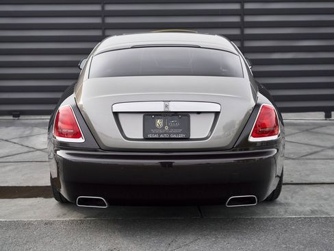 Used 2014 Rolls-Royce Wraith image 17