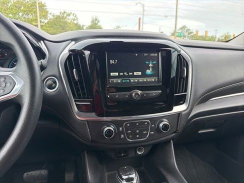 Used 2019 Chevrolet Traverse LS w/ LPO, Floor Liner Package FWD image 13