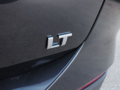 Used 2022 Chevrolet Equinox LT image 18