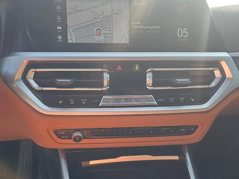 Used 2023 BMW 430i Coupe w/ Premium Package image 5