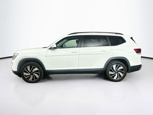 Used 2025 Volkswagen Atlas SE FWD image 4