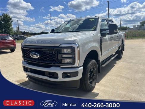 New 2026 Ford F250 4x4 Crew Cab Super Duty image 1