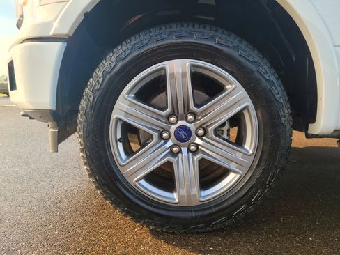 Used 2019 Ford F150 XLT w/ Equipment Group 302A Luxury image 20