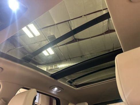 Used 2024 Kia Sportage EX w/ EX Premium Package image 17