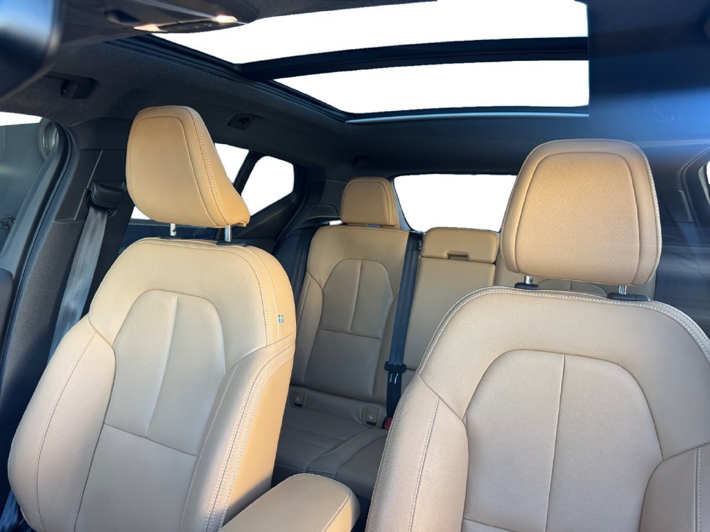 Used 2019 Volvo XC40 T5 Momentum AWD/4WD image 19