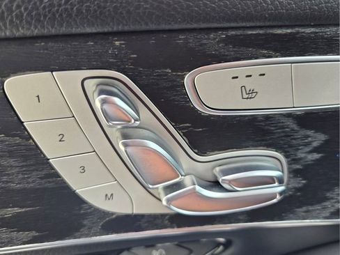 Used 2018 Mercedes-Benz GLC 300 image 34