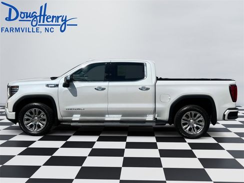 Used 2023 GMC Sierra 1500 Denali w/ Technology Package image 2