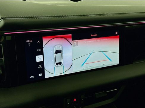 New 2025 Porsche Macan Electric image 19