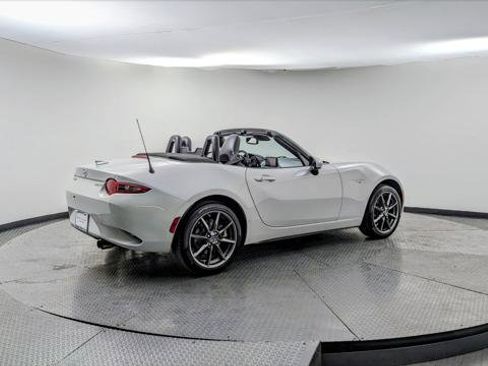 Used 2019 MAZDA MX-5 Miata Grand Touring w/ GT-S Package image 7