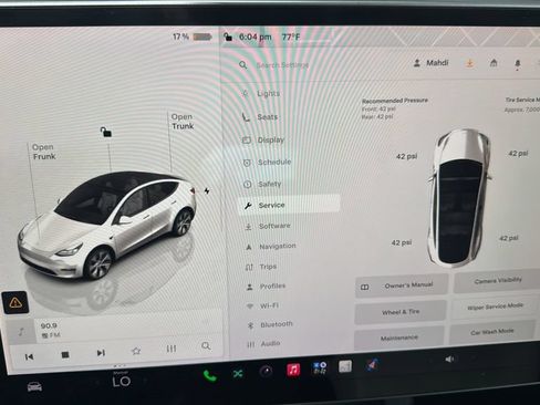 Used 2022 Tesla Model Y Long Range AWD/4WD image 43