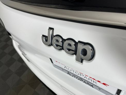 Used 2025 Jeep Compass Limited w/ Elite Group AWD/4WD image 25