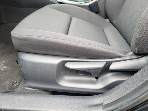 Used 2024 Toyota Corolla LE FWD image 19