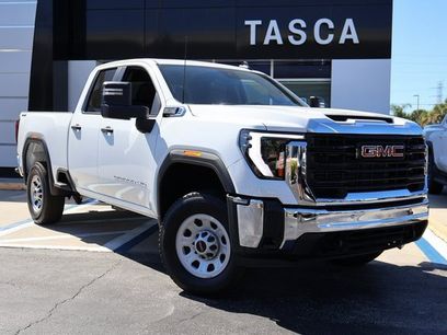 New 2026 GMC Sierra 2500 Pro w/ 1SA Pro Safety Plus Package