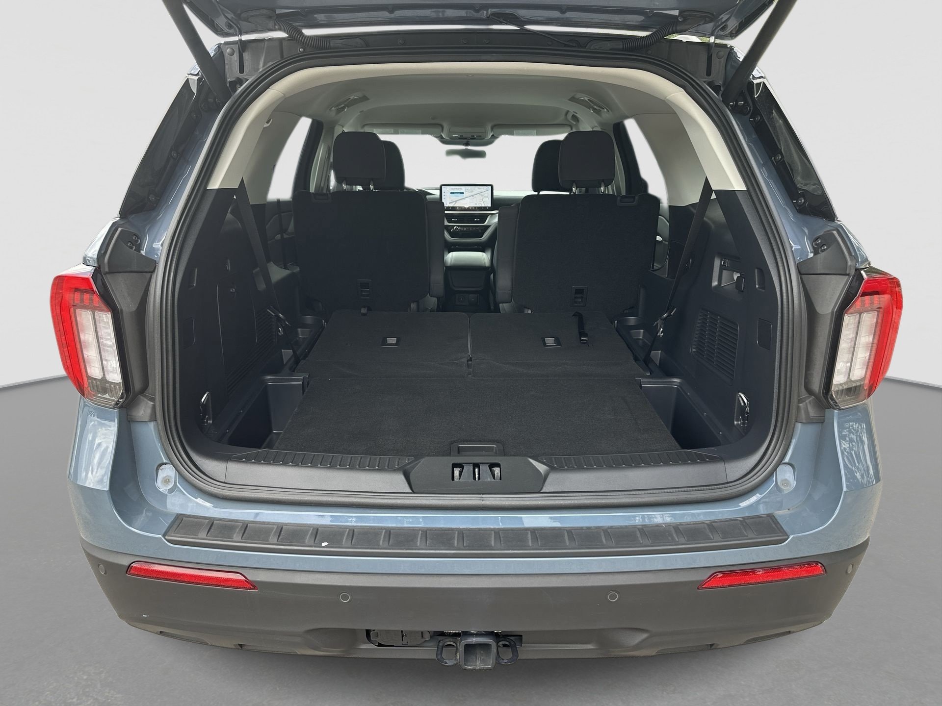 Used 2025 Ford Explorer Active RWD image 25