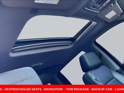 Used 2019 GMC Sierra 1500 Denali w/ Denali Ultimate Package AWD/4WD image 27