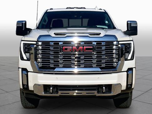Used 2025 GMC Sierra 2500 Denali w/ Denali Reserve Package AWD/4WD image 4