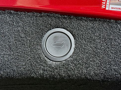 Used 2024 Tesla Model 3 image 30