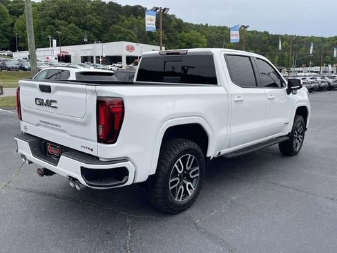 Used 2024 GMC Sierra 1500 AT4 w/ AT4 Preferred Package AWD/4WD image 4