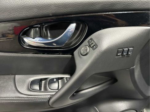 Used 2022 Nissan Rogue Sport SL w/ Premium Package image 10