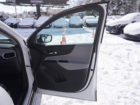 Used 2019 Chevrolet Equinox Premier image 24