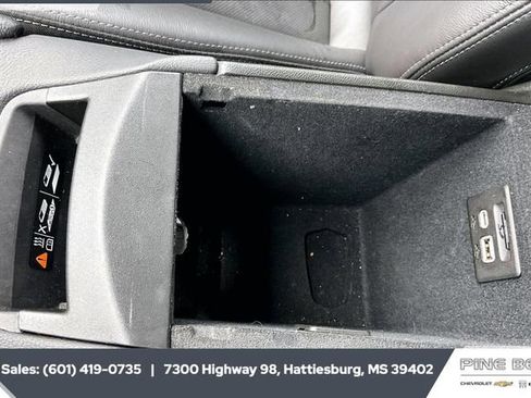 Used 2024 Cadillac XT5 Premium Luxury image 23