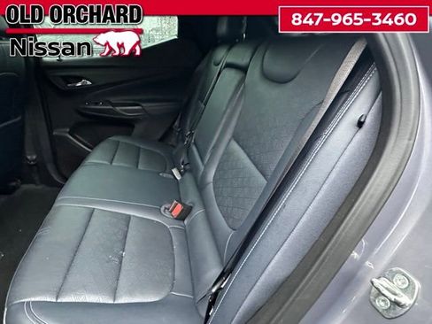 Used 2022 Chevrolet Bolt EUV Premier w/ Sun & Sound Package image 12