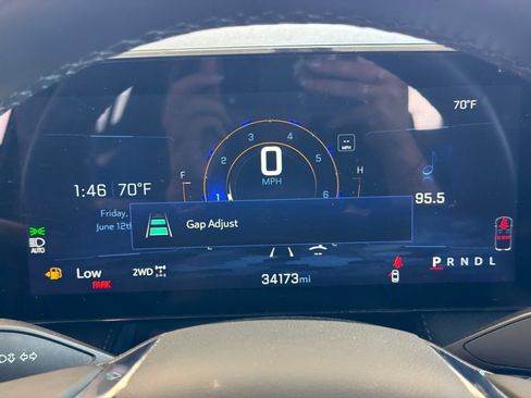 Used 2025 Chevrolet Equinox LT AWD/4WD image 19