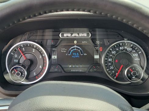 Used 2024 RAM 2500 Laramie AWD/4WD image 28