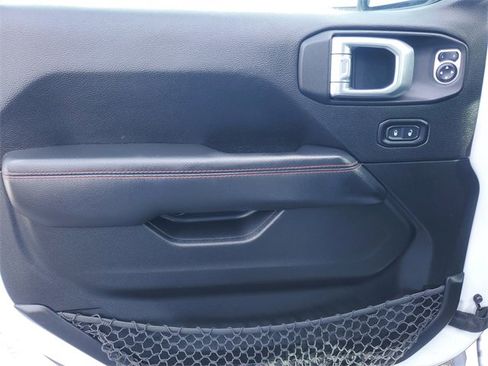 Used 2020 Jeep Gladiator Rubicon image 11