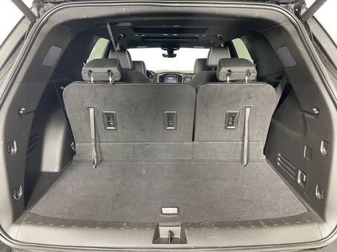 Certified 2023 Chevrolet Traverse Premier FWD image 19