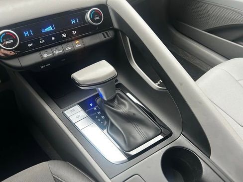 New 2025 Hyundai Elantra Sport image 22