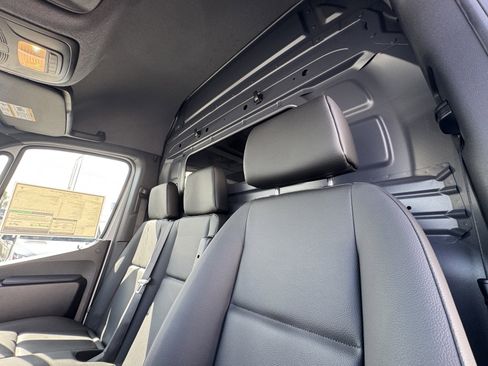 New 2025 Mercedes-Benz Sprinter 2500 image 19