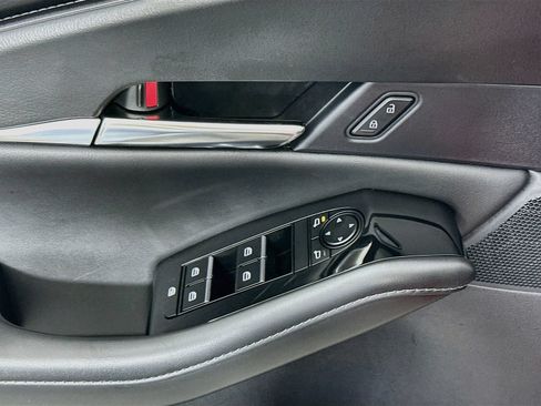 Certified 2025 MAZDA CX-30 AWD 2.5 S w/ Preferred Package image 18