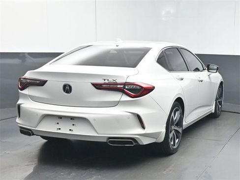 Used 2024 Acura TLX w/ Technology Package image 7