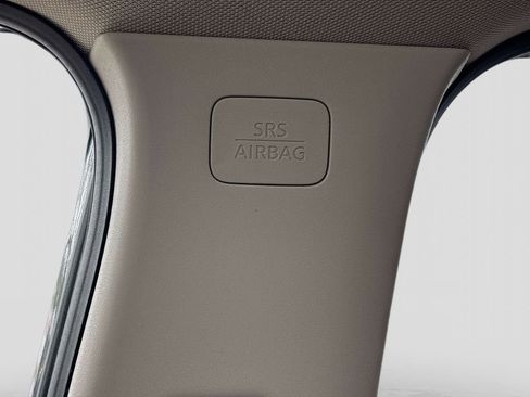 Used 2023 Nissan Rogue SV w/ SV Premium B Package image 27