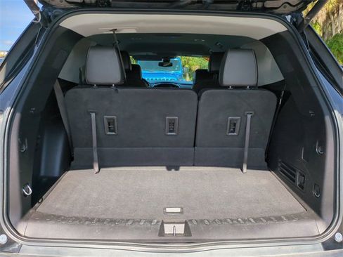 Used 2020 Chevrolet Traverse LT w/ LT Premium Package image 14