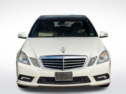 Used 2011 Mercedes-Benz E 350 4MATIC Sedan image 6