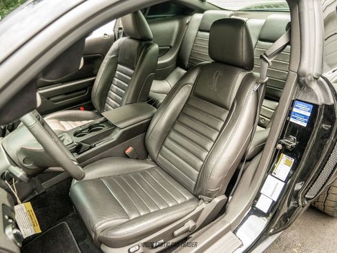 Used 2009 Ford Mustang Shelby GT500 RWD image 27