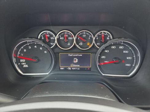 Used 2021 Chevrolet Tahoe RST w/ Luxury Package RWD image 33