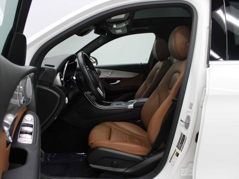 Used 2020 Mercedes-Benz GLC 300 GLC 300 image 14