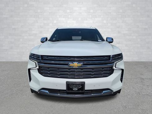 Used 2024 Chevrolet Suburban Premier RWD image 11